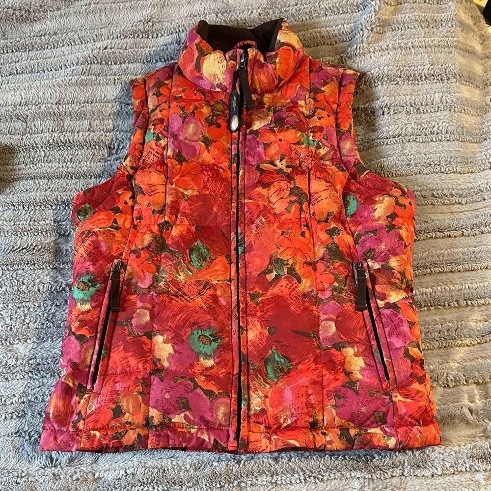 Women’s Eddie Bauer floral vest